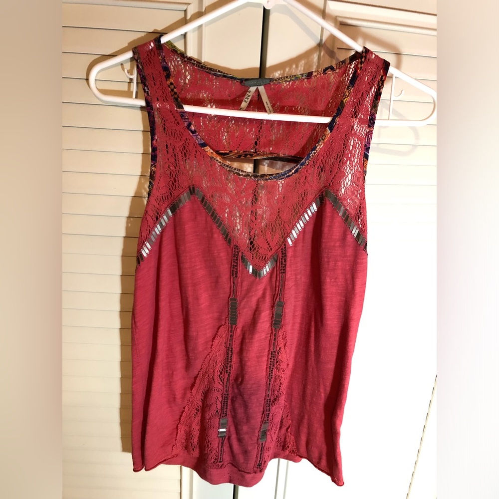 Fashion top (strawberry red) (size XS) Gimmicks by BKE